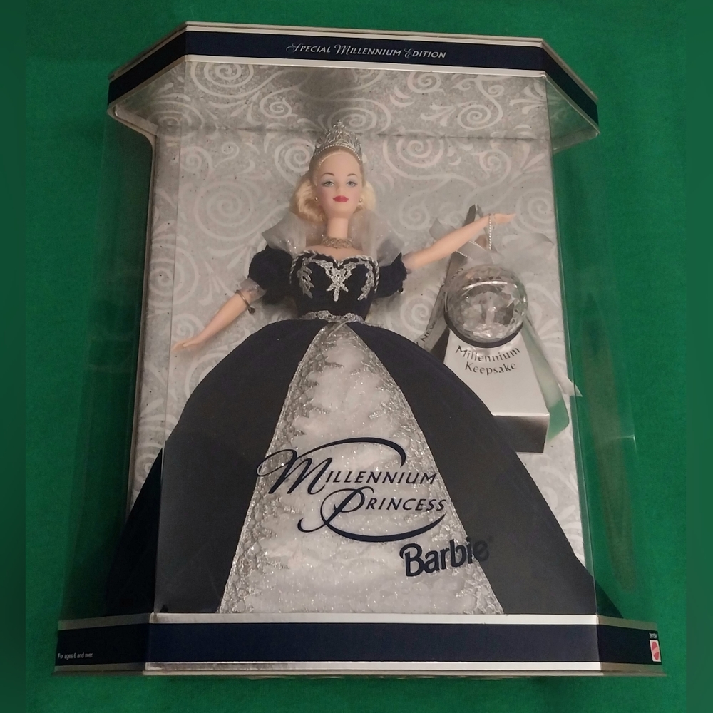 Very Rare New 2000 Special Edition Millennium Princess Barbie Doll w Keepsake